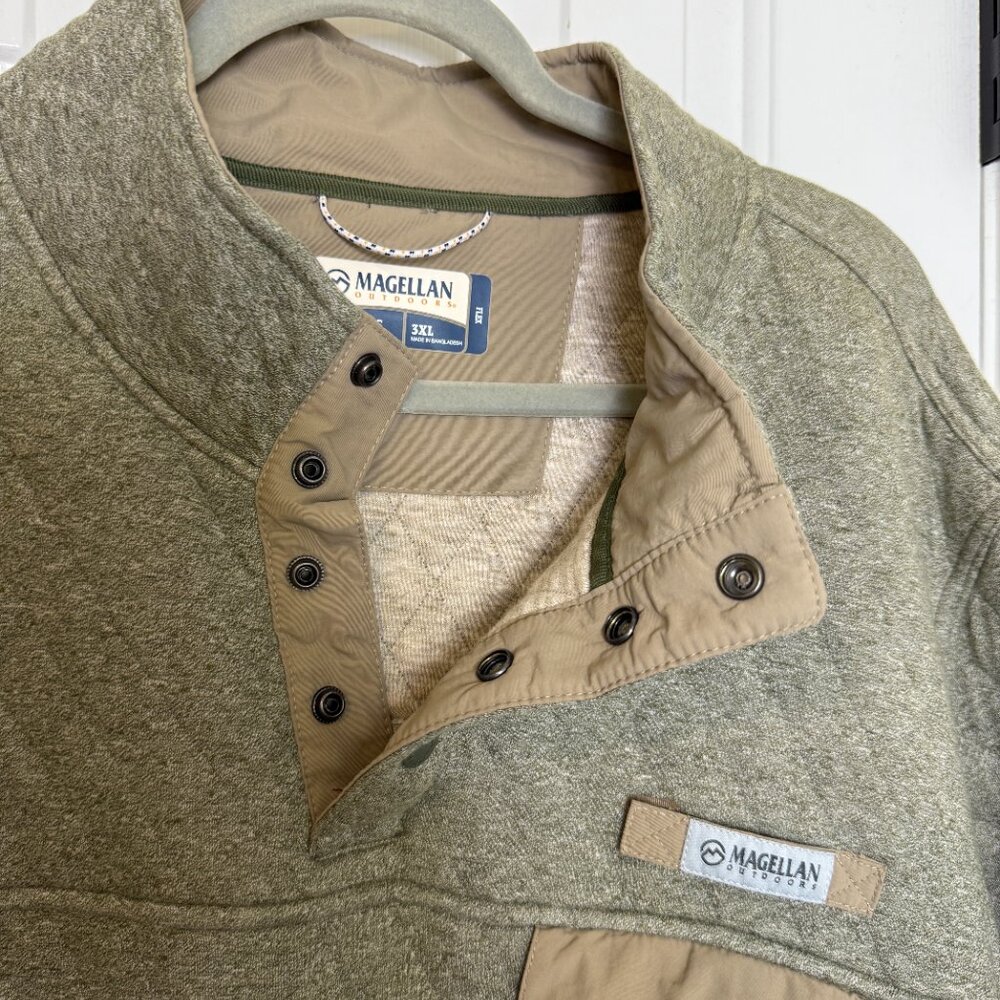 Green quilted pullover